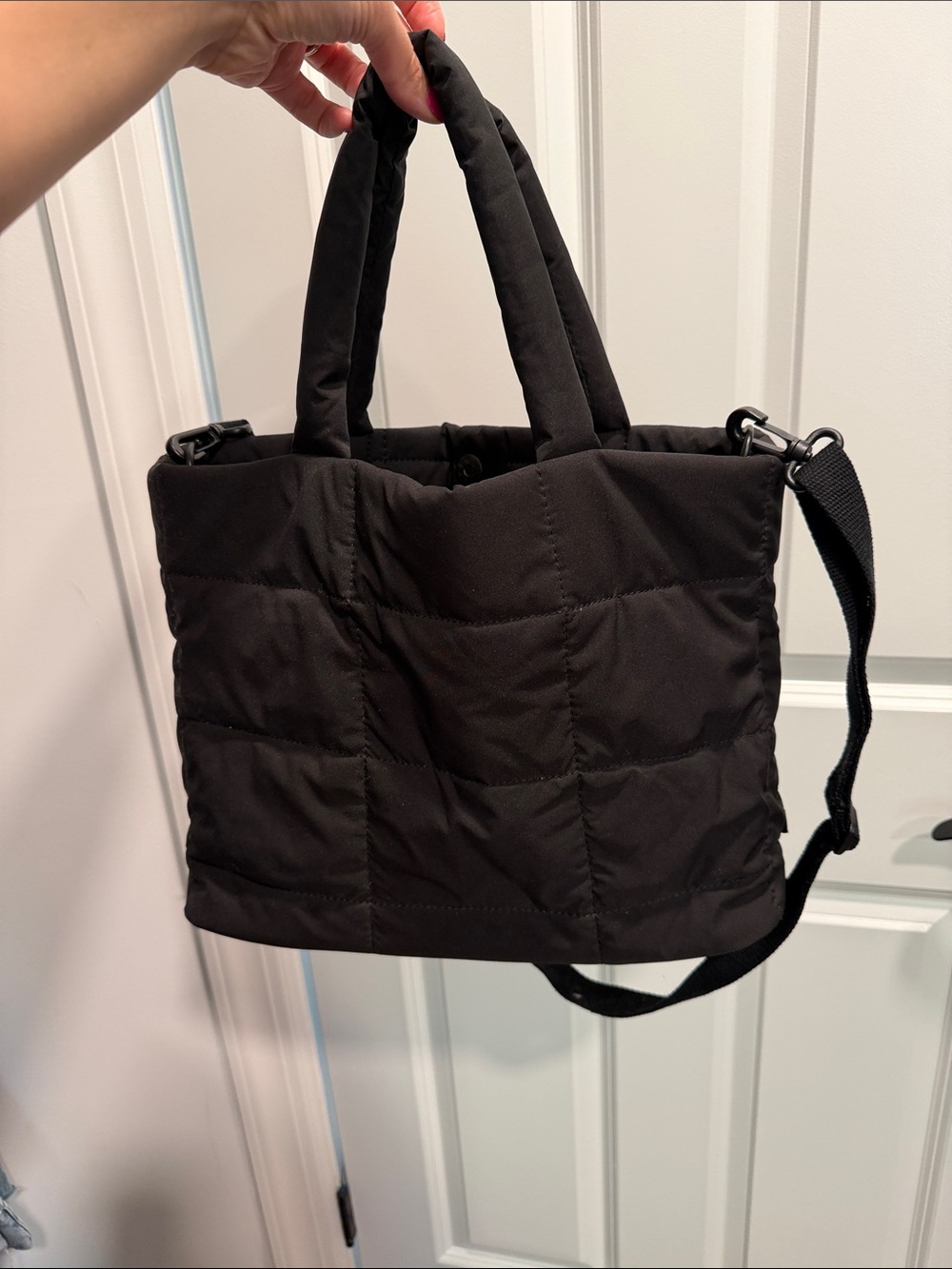 GAP Black Quilted Tote with Detachable Strap